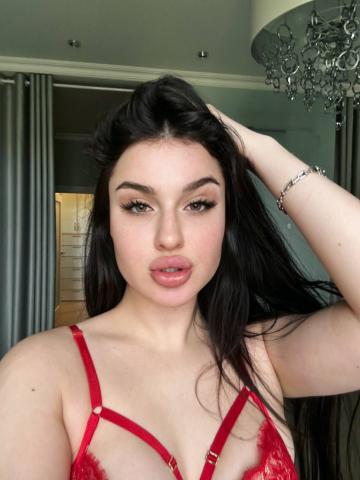 Лаура фото 2